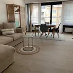 Cosy Studio With Lateral Seaview T57